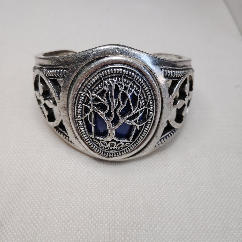 Lucky Brand Tree of Life Silver Tone Cuff Bracelet Blue Glass Stone
